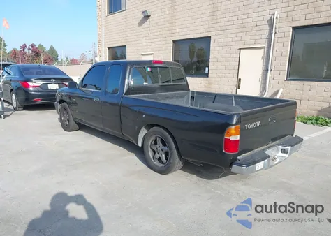 1998 Toyota Tacoma из США, поврежденный, VIN 4TAVL52N9WZ091062